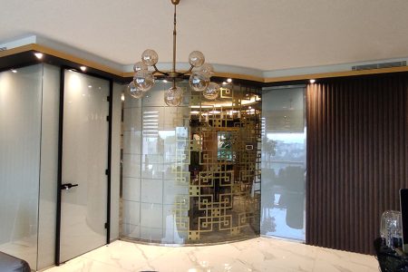 دفتر مرکزی شرکت افرا درب برج رویال